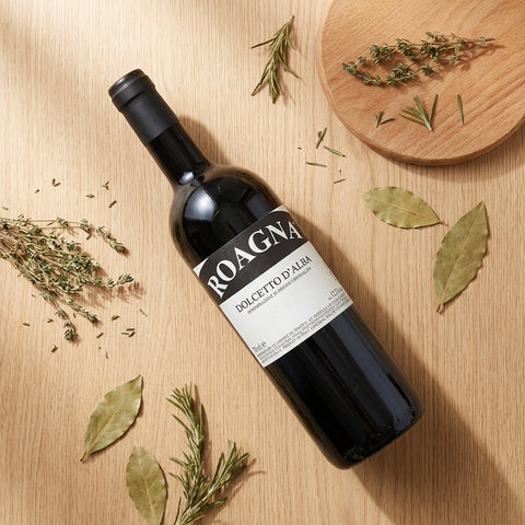 AI wine scene - 로아냐 돌체토 달바 2023