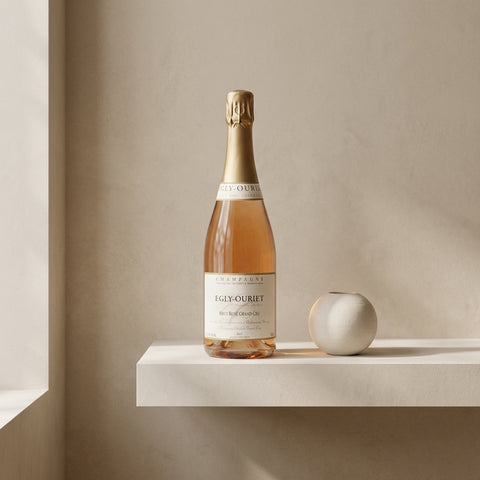 AI wine scene - 에글리 우리에 그랑 크뤼 브뤼 로제